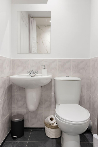 Bathroom 3, City Reach, Devon