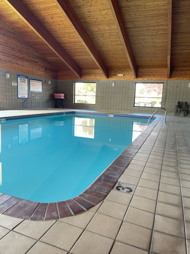 Sport & Beauty 5, AmericInn by Wyndham Ladysmith, Rusk