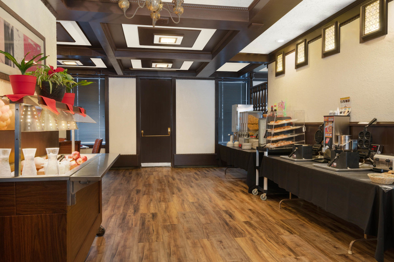 Food & Drinks 5, Albert Lea Inn and Suites, Freeborn