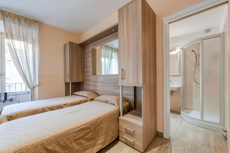 Bedroom 4, Catone Vatican Suites, Rome
