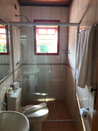 Bathroom, Pousada Benevento, Campo Limpo Paulista