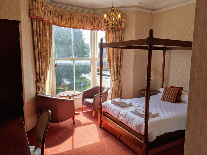 Bedroom 2, Portland Hotel, Derbyshire
