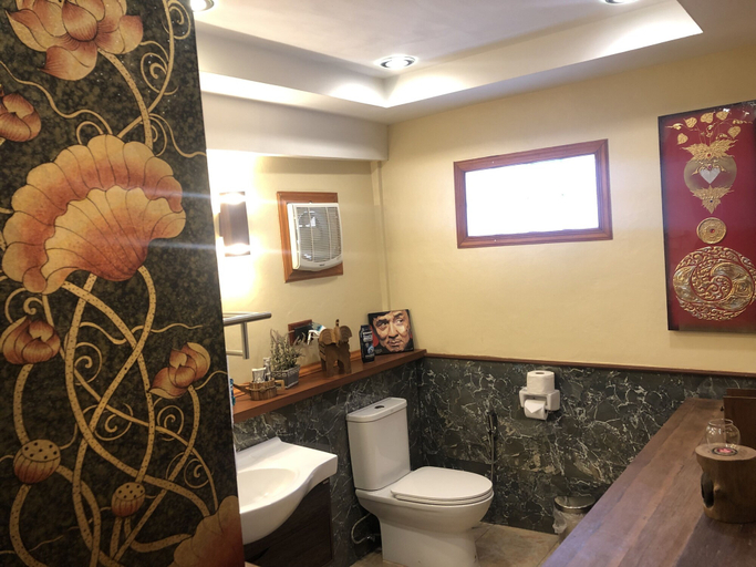 Bathroom 5, On The Mekong Resort, Luang Prabang