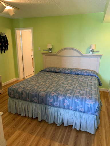 Bedroom 3, Roman Holiday Motel, Cape May