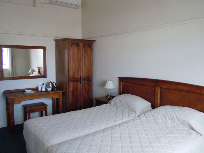 Bedroom 3, Colesberg Lodge, Pixley ka Seme