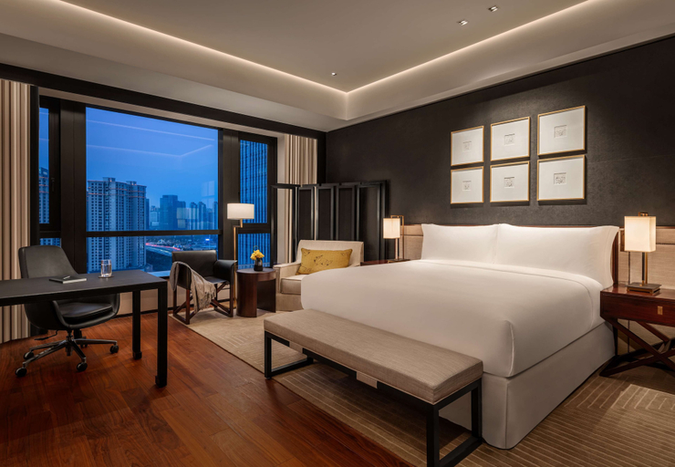 Bedroom 4, Fairmont Wuhan, Wuhan