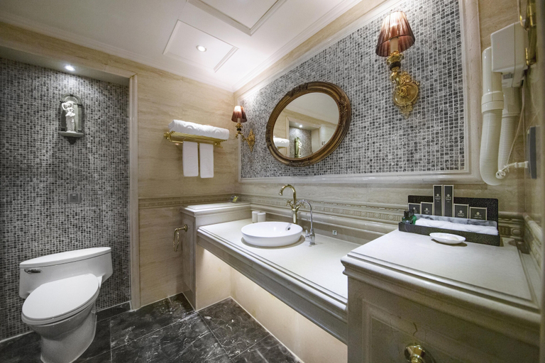 Bathroom 4, Homeland International Hotel, Huizhou