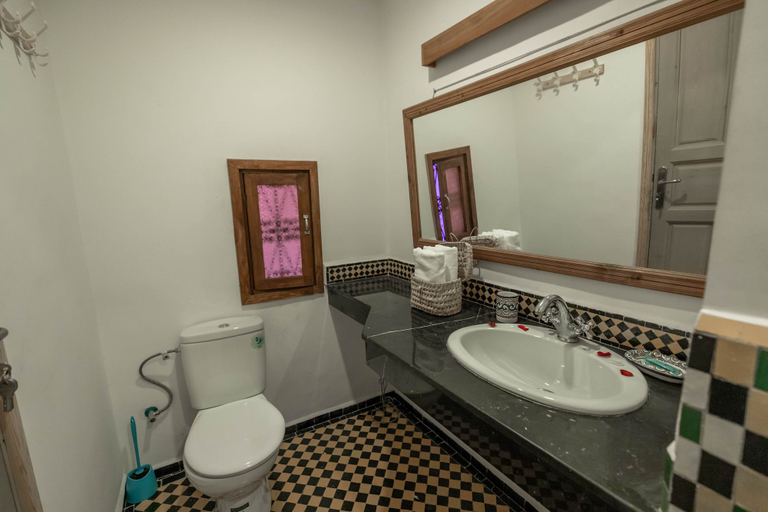 Bathroom 3, Riad Dar Sophia, Fès