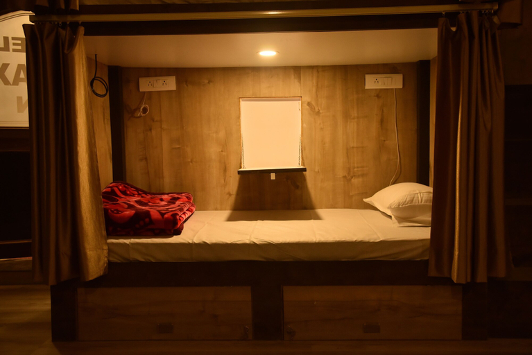 Bedroom 2, Hotel Relax Inn - Hostel, Kaushambi