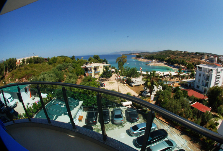 Others 1, Hotel Anna, Sarandës