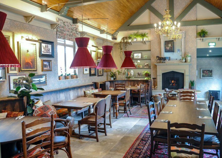 Food & Drinks 4, The Lion at Malpas, Cheshire West and Chester