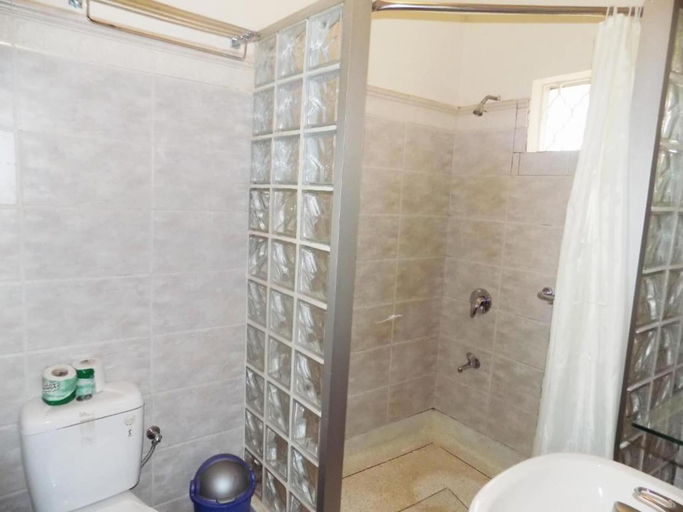 Bathroom 4, Pearl Apartments, Kampala