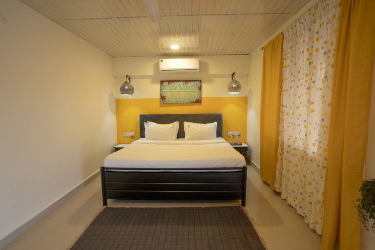 Bedroom 3, Flora Ecostay, Pune