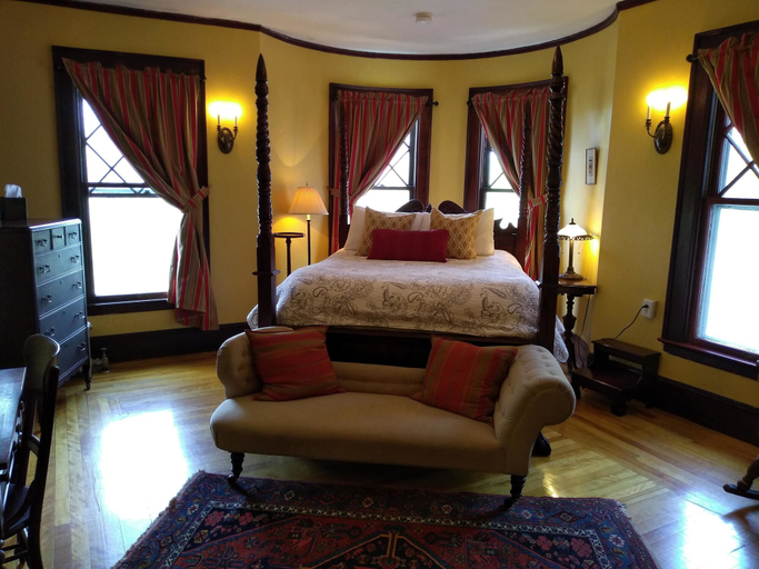Bedroom 2, Mulburn Inn, Grafton