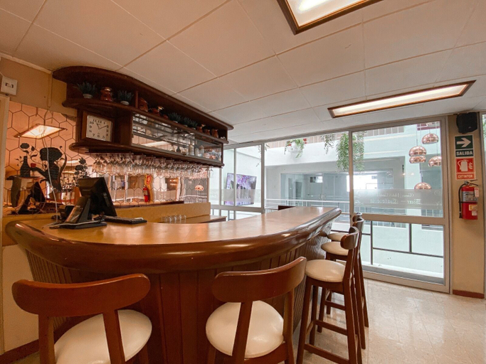 Food & Drinks 4, Xima Central Tacna, Tacna