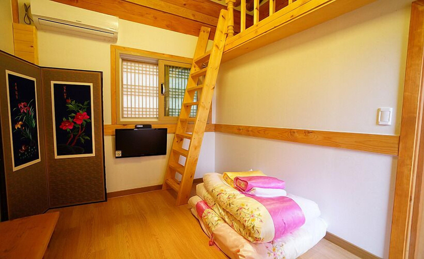 Bedroom 2, The Mumum, Jeonju