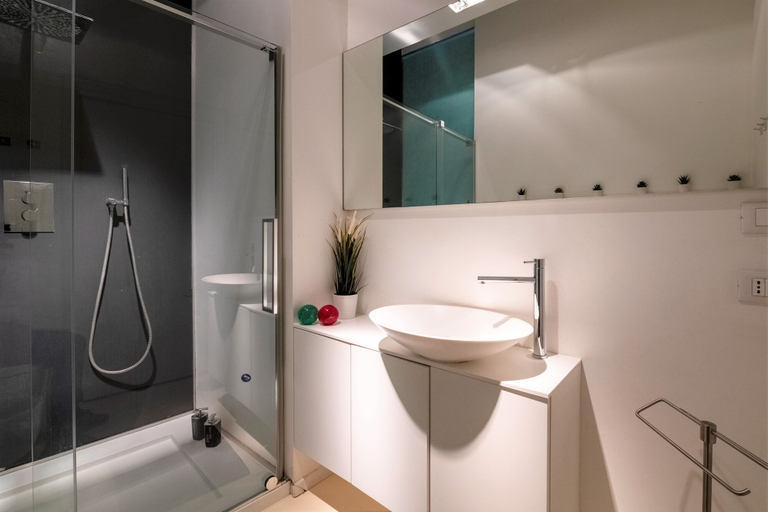 Bathroom 3, Charming Flat in Centro a Ferrara, Ferrara