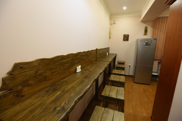 Others 5, Avenue Hostel Yerevan, Yerevan