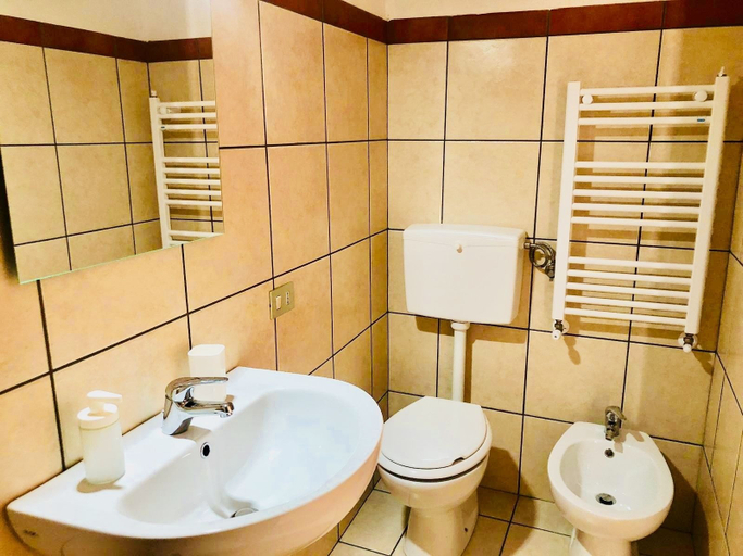 Bathroom 4, Agriturismo Don Cesarino, Messina