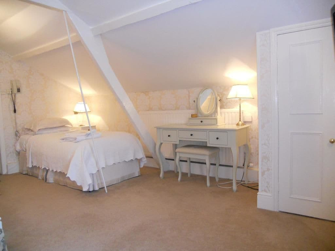 Bedroom 2, Bentley Tower Hotel, Suffolk