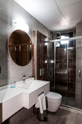 Bathroom 3, Caba Hotel and Spa, Buca