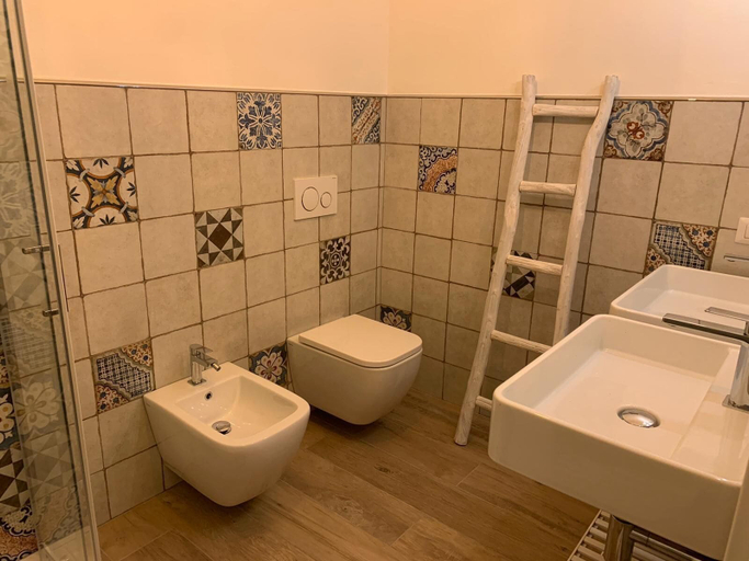 Bathroom 5, Il Giardino Dei Limoni, Livorno