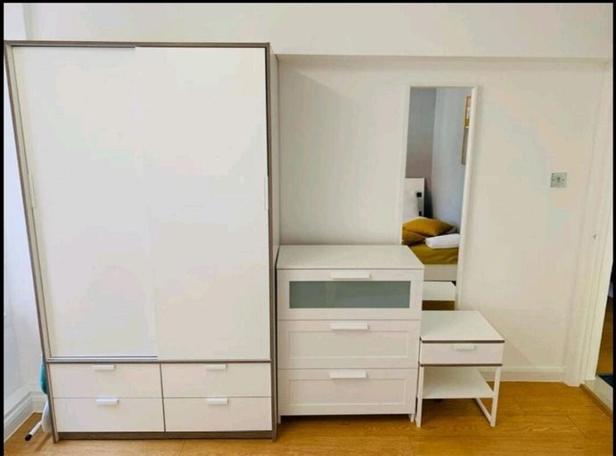 Bedroom 2, Studio In Central London Oxford St, London