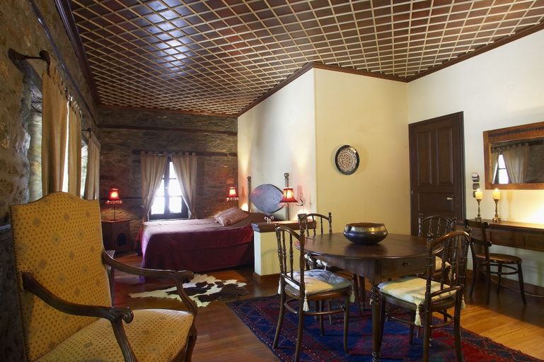 Bedroom 2, Palio Eleotrivio Guesthouse, Thessaly