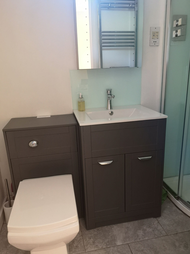 Bathroom 4, Charming 1-bedroom Apartment Near Hailsham, East Sussex