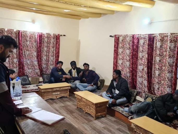 Others 4, Wachan Guest House Hunder, Leh