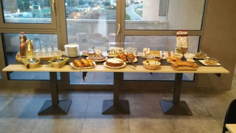 Food & Drinks 5, Erasmus Hotel, Caltanissetta