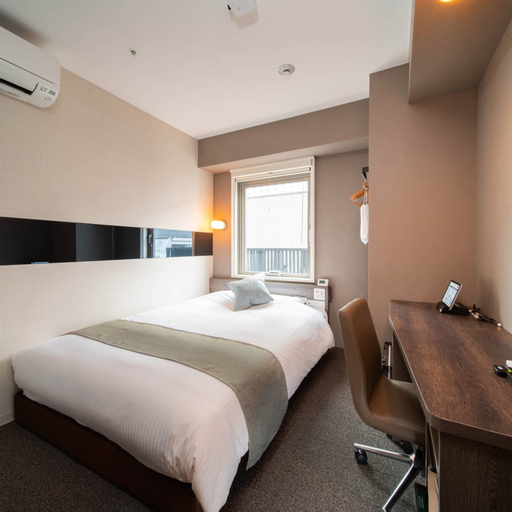 Bedroom 28