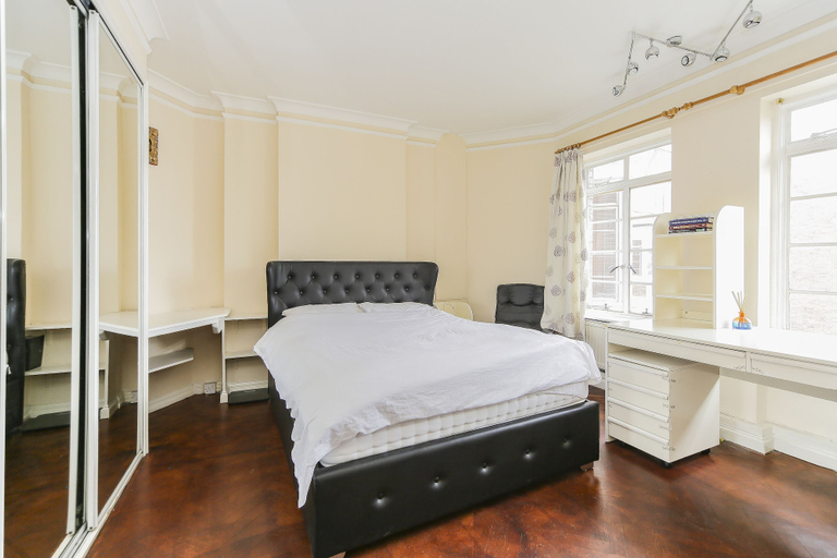 Bedroom, Luxury Baker Street Apartment, London