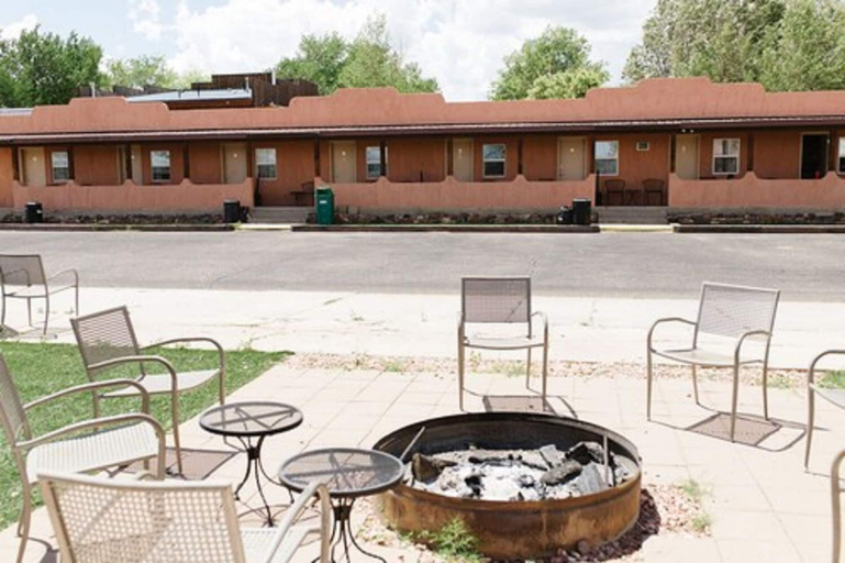 Others 4, Escalante Canyon Inn, Garfield