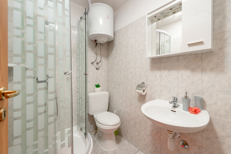 Bathroom 3, Rooms Damira Split, Split