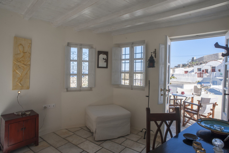 Bedroom 3, Heliophos Boutique Caves, South Aegean