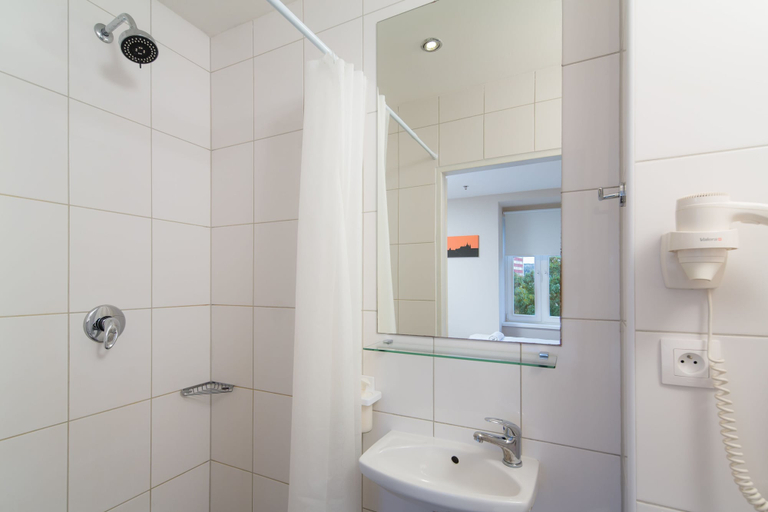 Bathroom 5, Minimino hotel, Praha 7