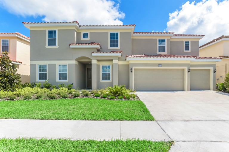 Exterior & Views 1, 14 Bdrm 11 Bath Villa For 30, Polk