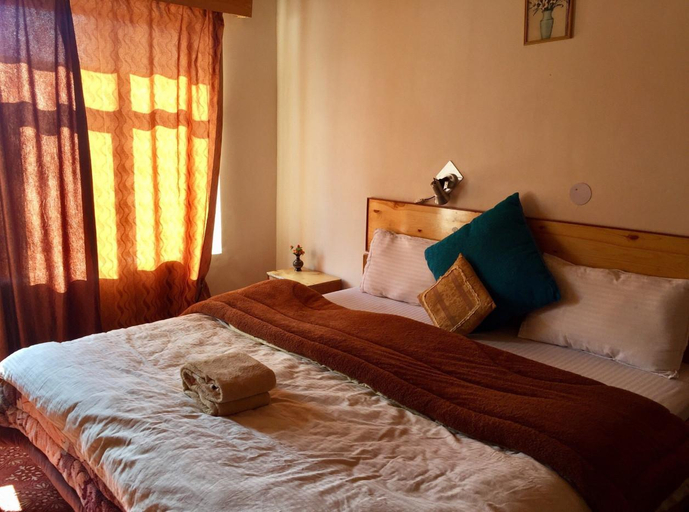 Bedroom 3, Sia La Guest House, Leh