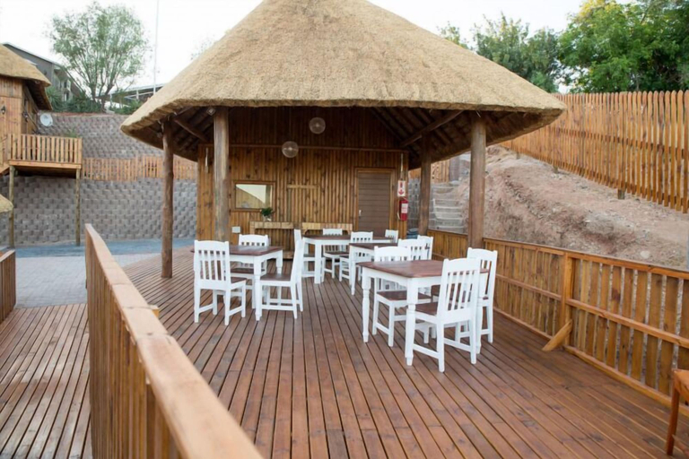 Food & Drinks, Kalahari Lion's Rest, Siyanda