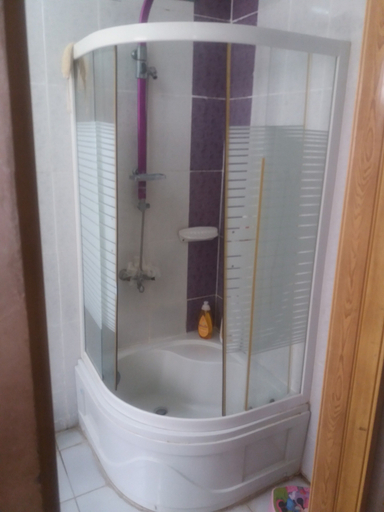 Bathroom, Roma Apartments, Al-Muntazah