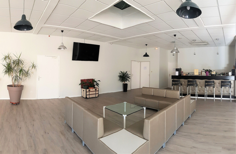 Others 5, Hôtel la Bérangère, Ain