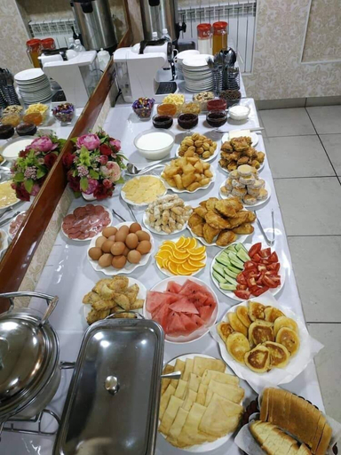 Food & Drinks 5, Altamira, Ak-Suu
