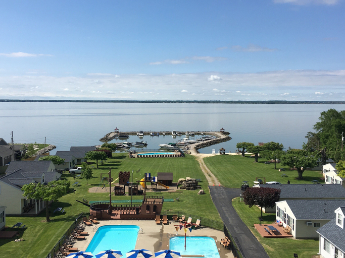 South Beach Resort Hotel, Ottawa