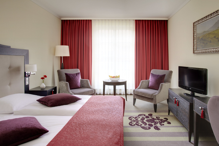 Bedroom 4, Welcome Hotel Residenzschloss Bamberg, Bamberg