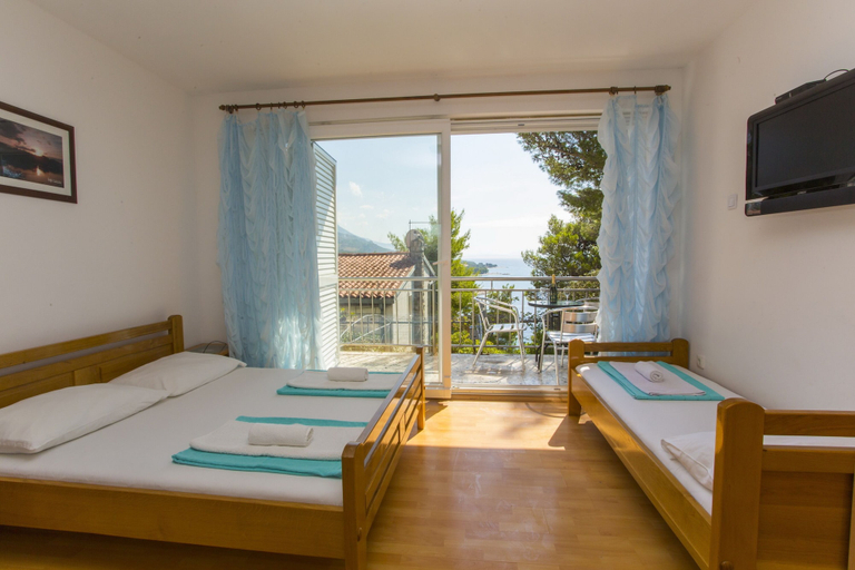 Bedroom 2, Apartmani Villa Dvorski, Baška Voda