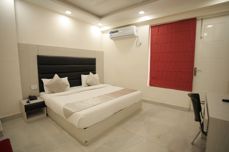 Bedroom 1, The Yuvraj Residency, Gurgaon