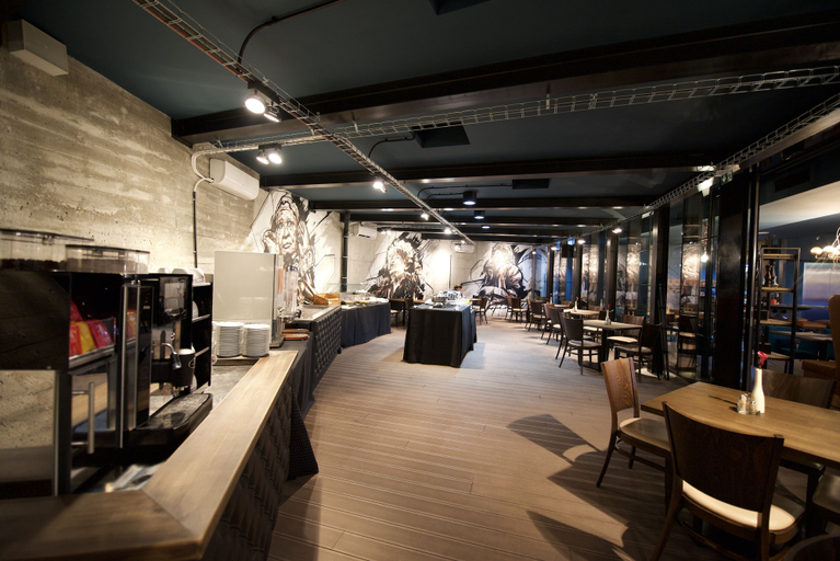 Food & Drinks 5, Sono Hotel, Brno