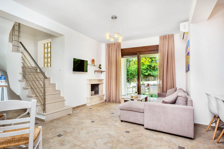 Others 5, Sunset Villas, Central Macedonia
