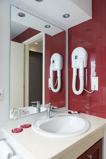 Bathroom 5, Quinta da Mó, Povoação